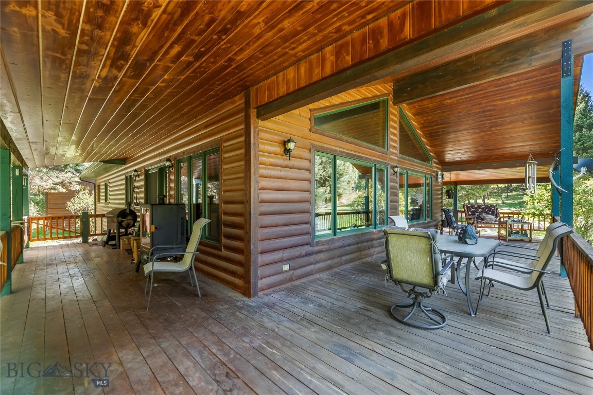 283 S Rock Creek Road