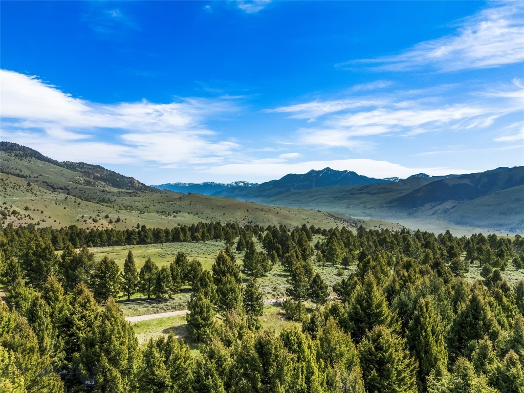 283 S Rock Creek Road