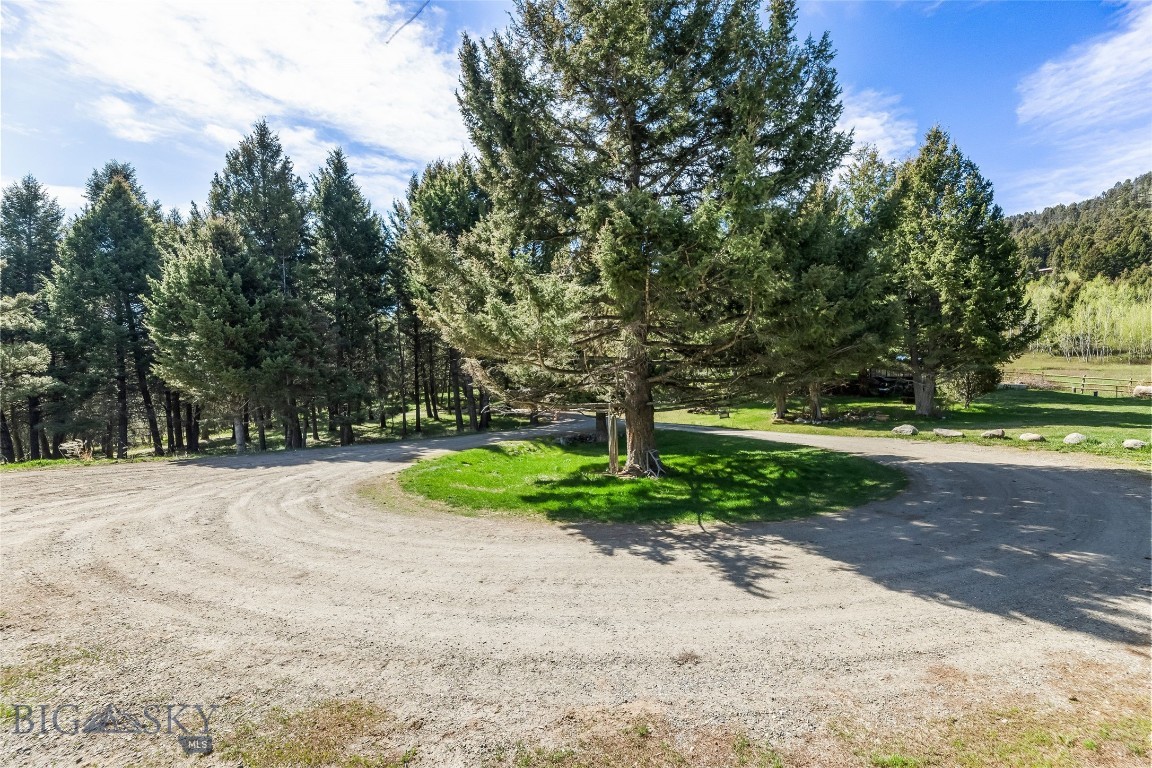 283 S Rock Creek Road
