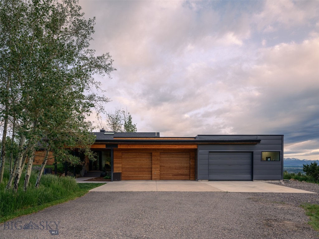 2375 Whitetail Road
