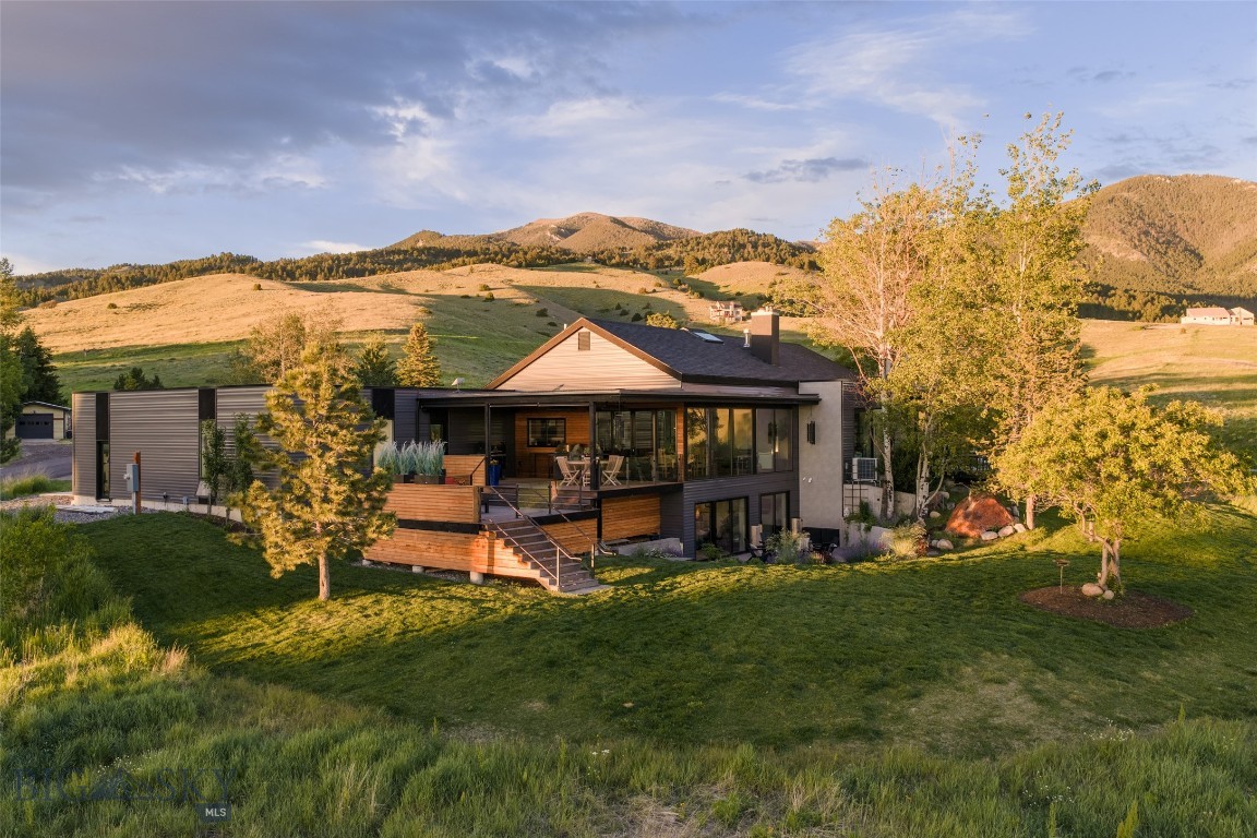 2375 Whitetail Road