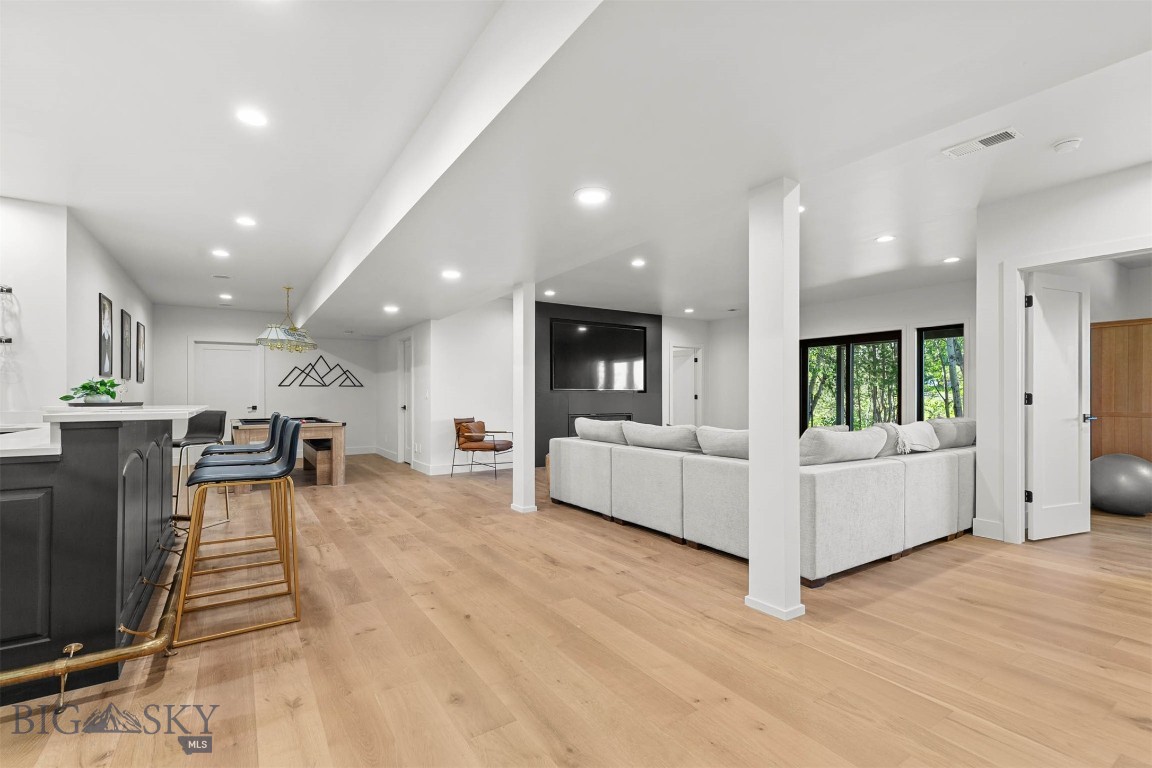 55 Summer Ridge Rd