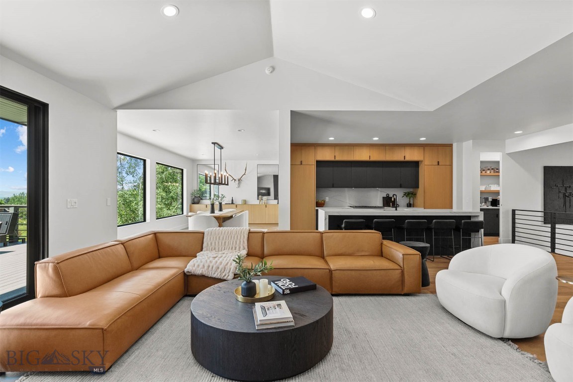 55 Summer Ridge Rd