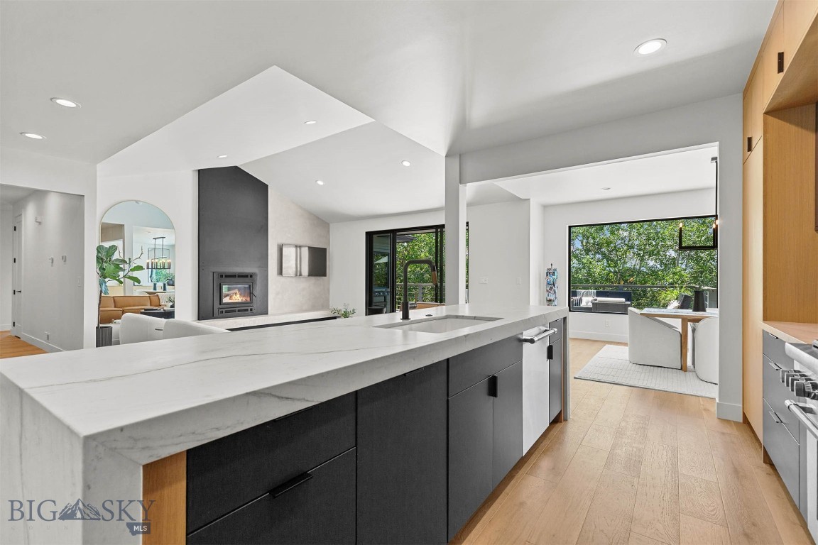 55 Summer Ridge Rd
