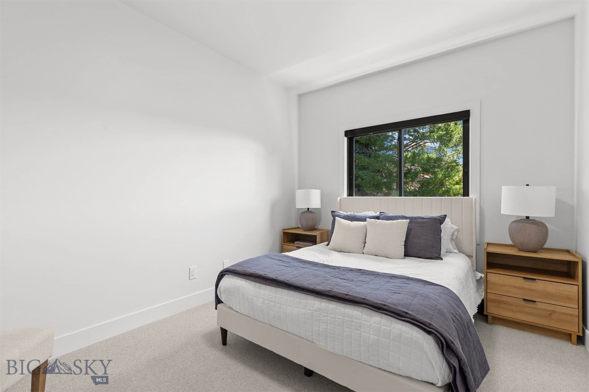 55 Summer Ridge Rd