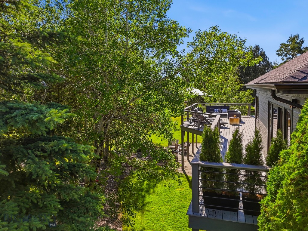 55 Summer Ridge Rd