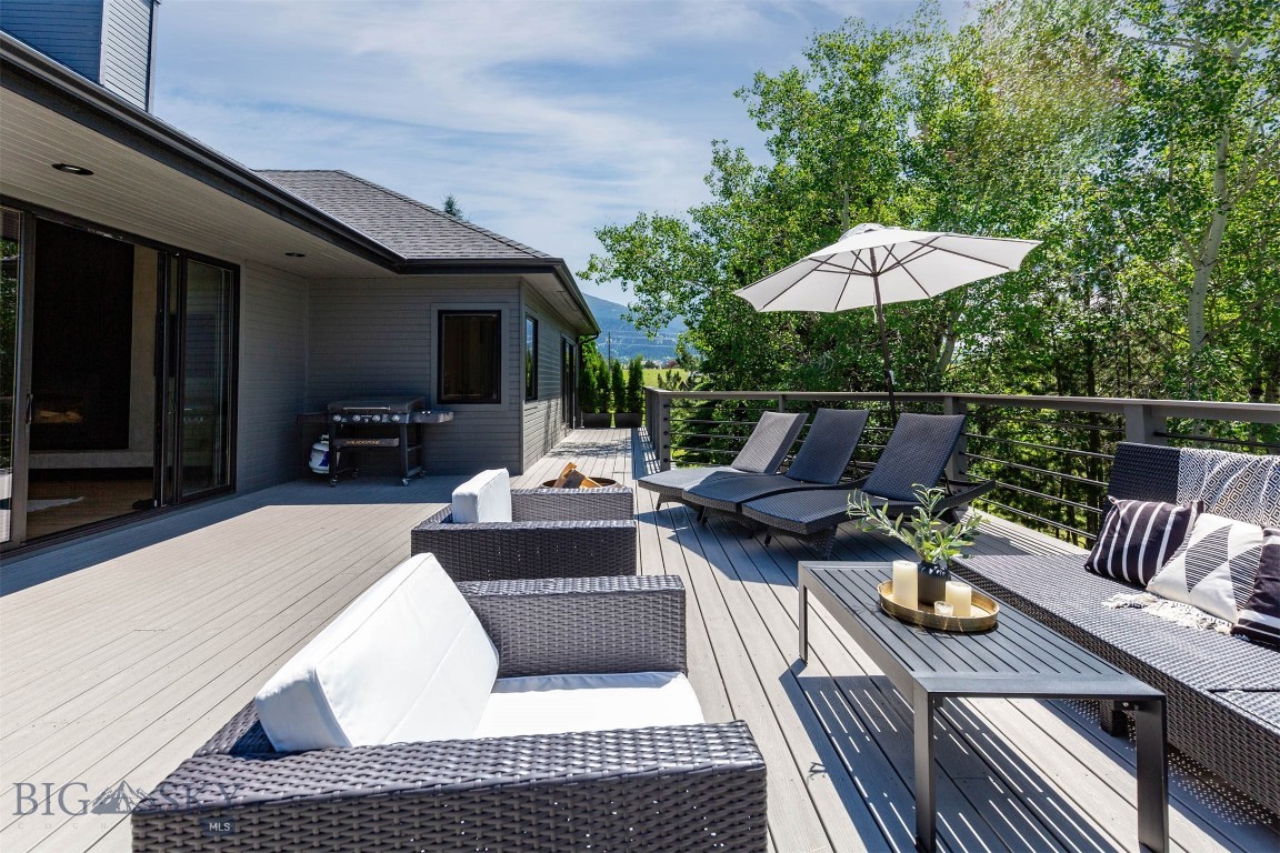 55 Summer Ridge Rd