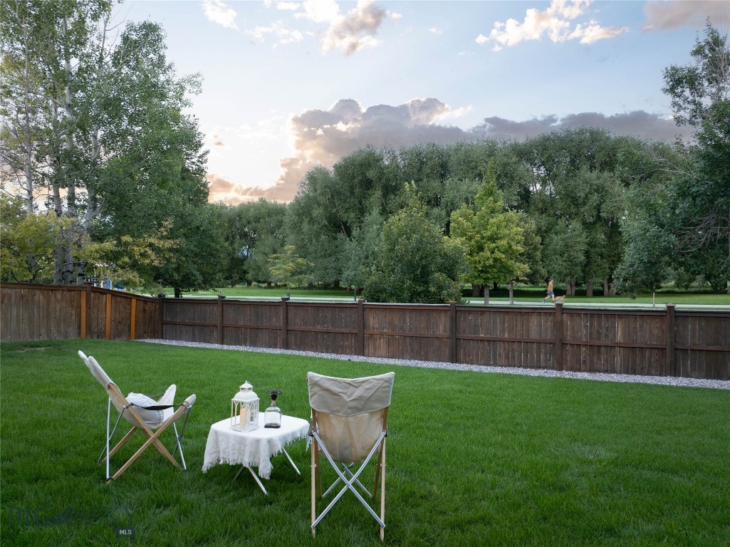 3174 Madrona Lane