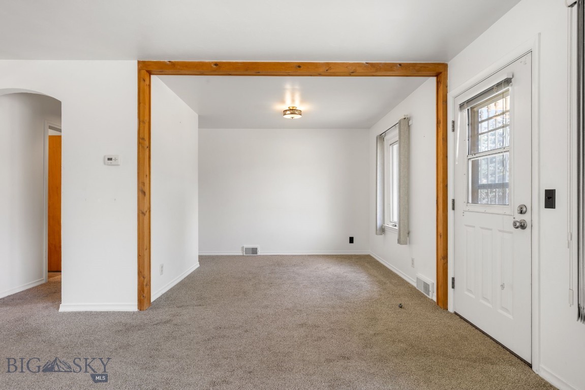 1418 W Alderson Street