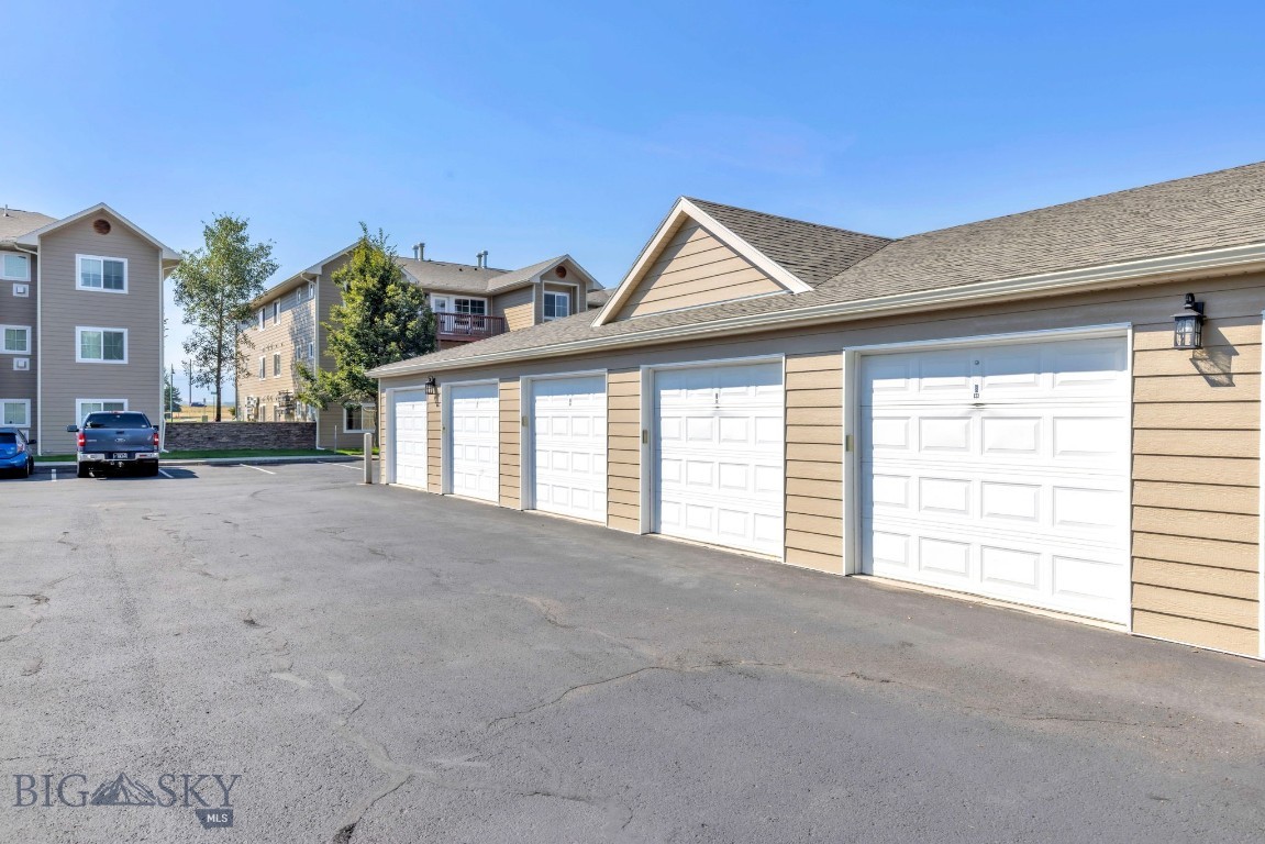 3505 Fallon Street C33