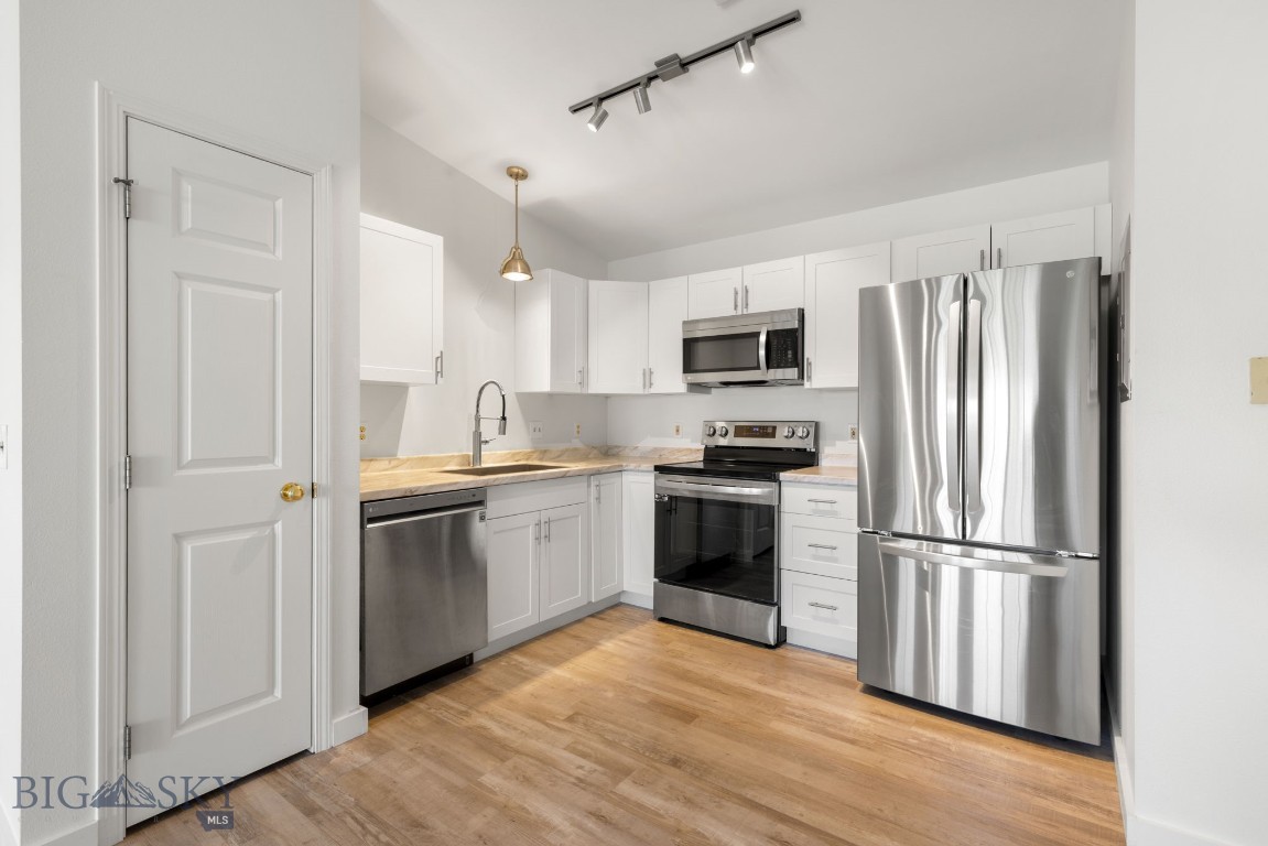 3505 Fallon Street C33