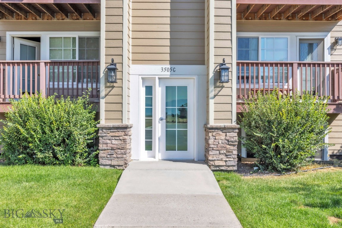3505 Fallon Street C33