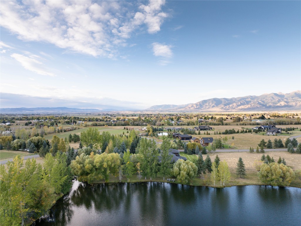 372 Bridger Lake Drive