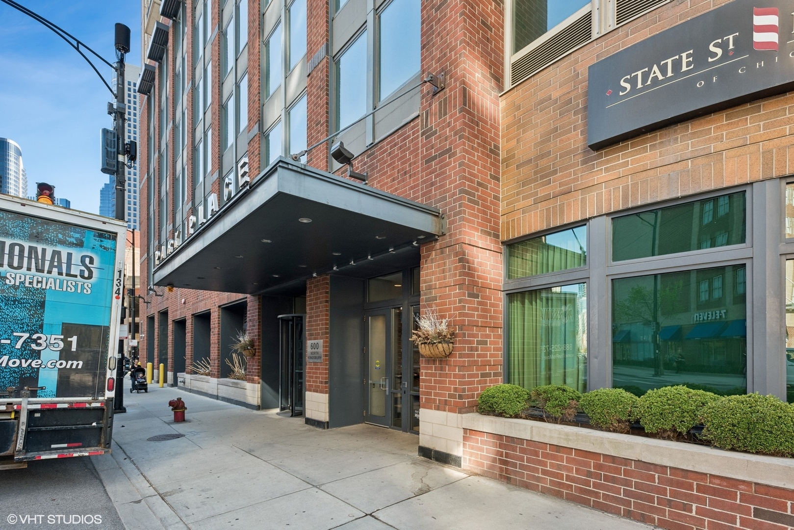 600 N Kingsbury Street Unit: 301
