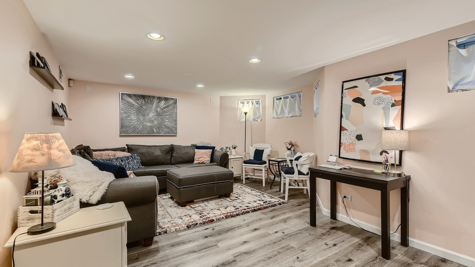 4707 N Kenmore Avenue Unit: GS