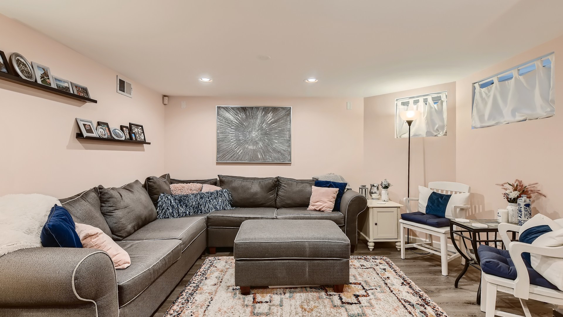 4707 N Kenmore Avenue Unit: GS