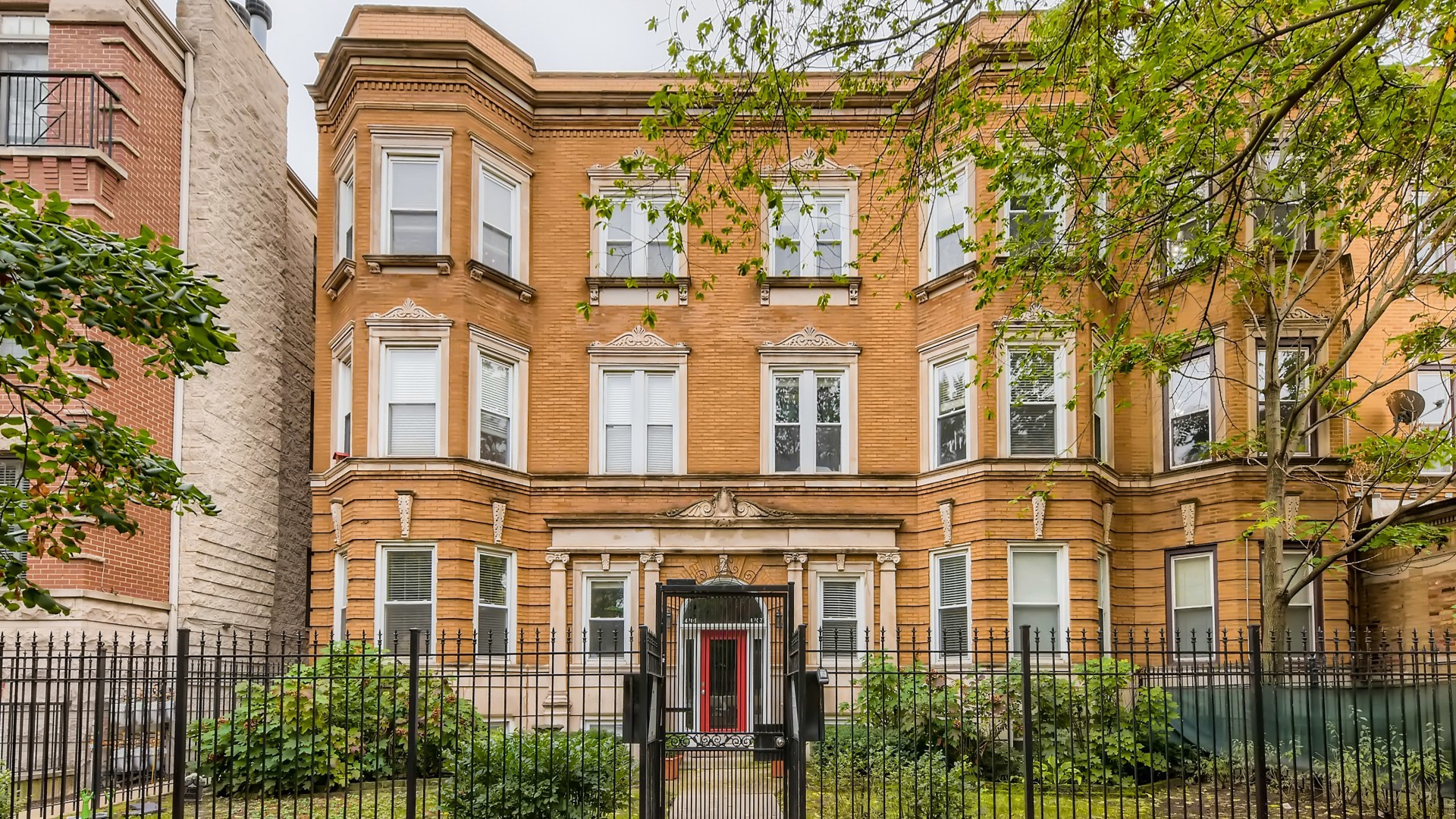 4707 N Kenmore Avenue Unit: GS