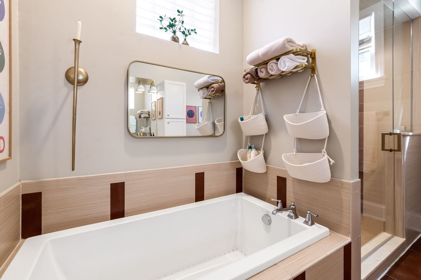 1532 W Wrightwood Avenue Unit: 2