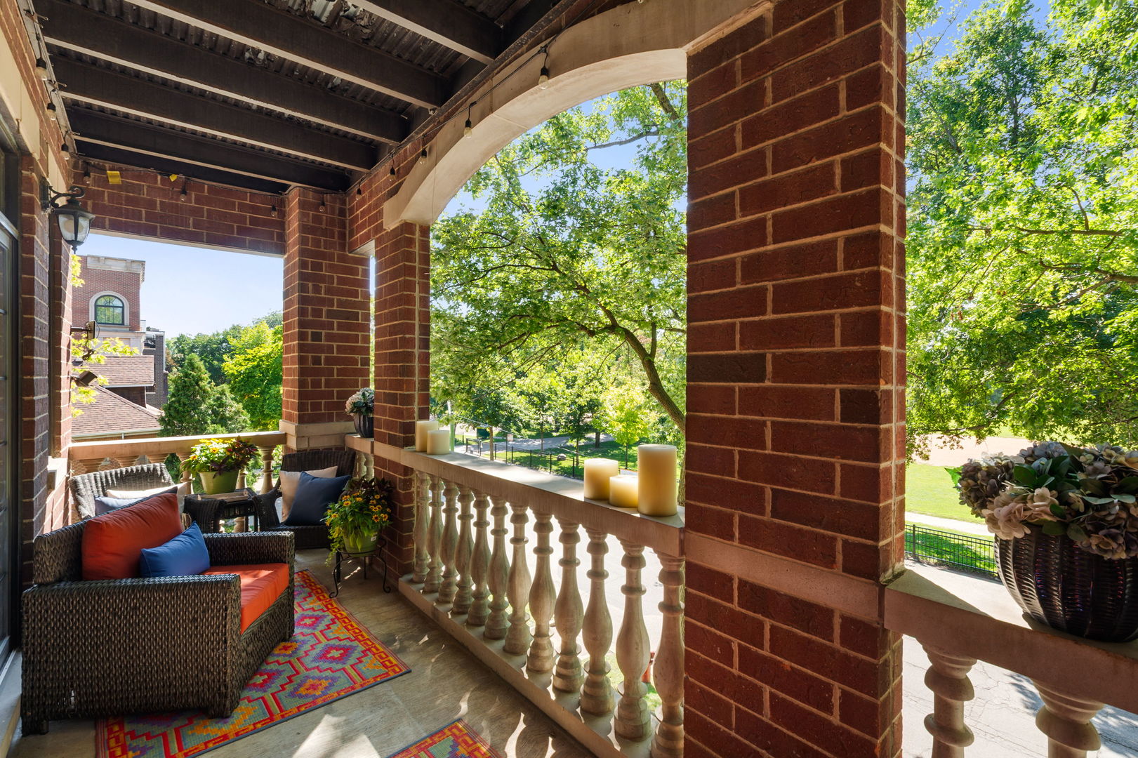 1532 W Wrightwood Avenue Unit: 2
