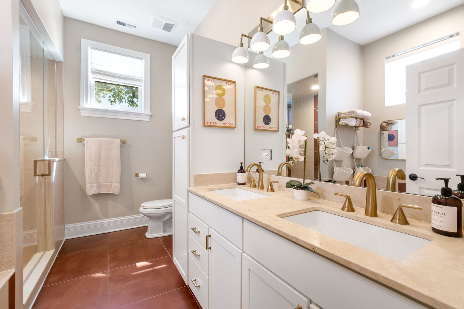1532 W Wrightwood Avenue Unit: 2