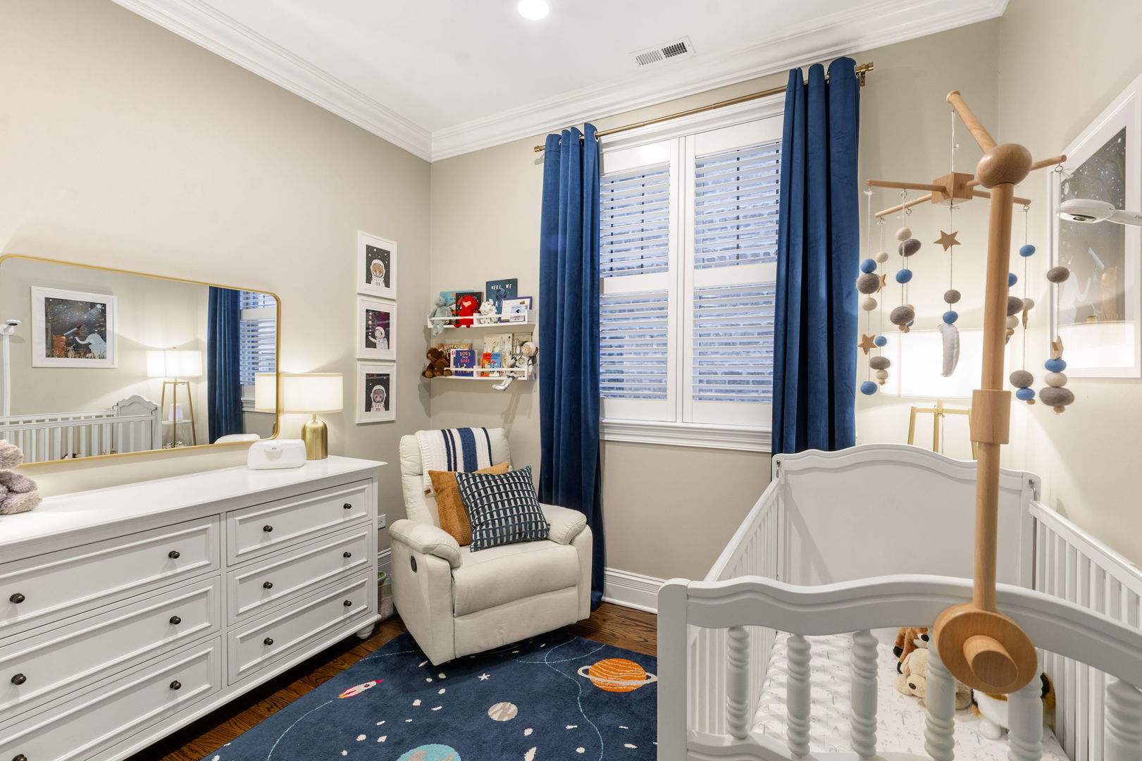1532 W Wrightwood Avenue Unit: 2