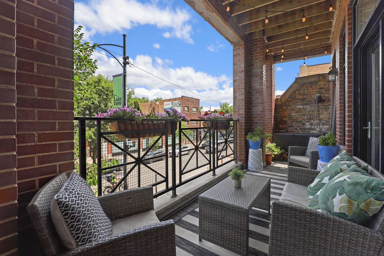 3450 N Southport Avenue Unit: 1