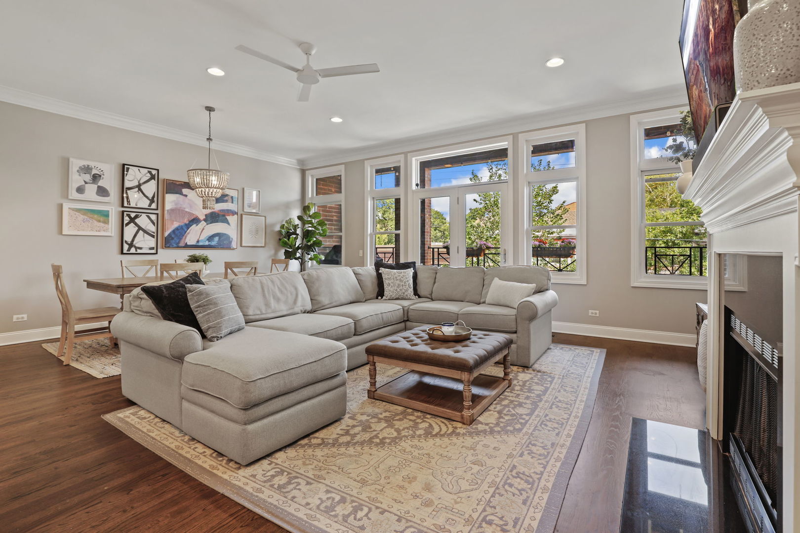 3450 N Southport Avenue Unit: 1