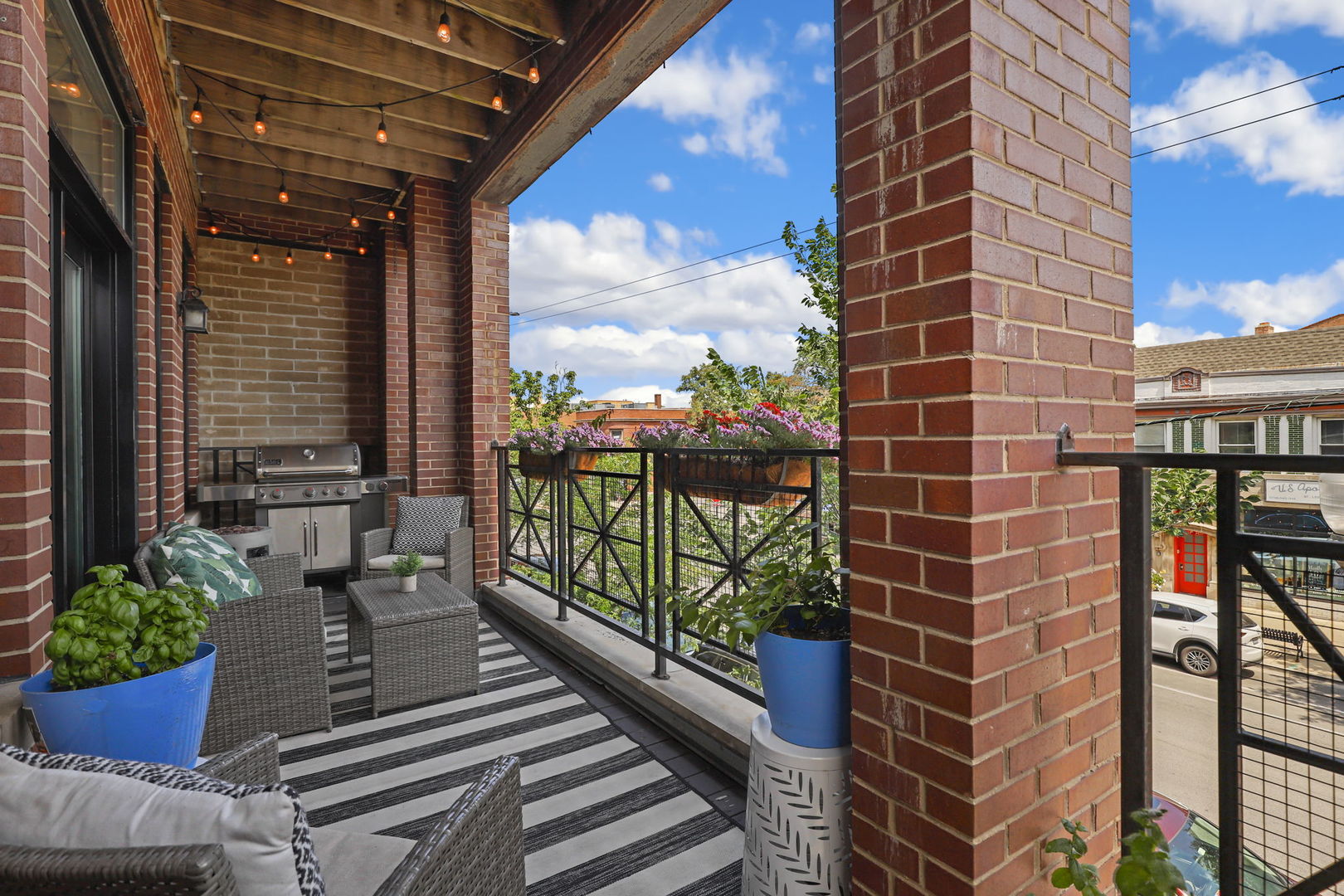 3450 N Southport Avenue Unit: 1