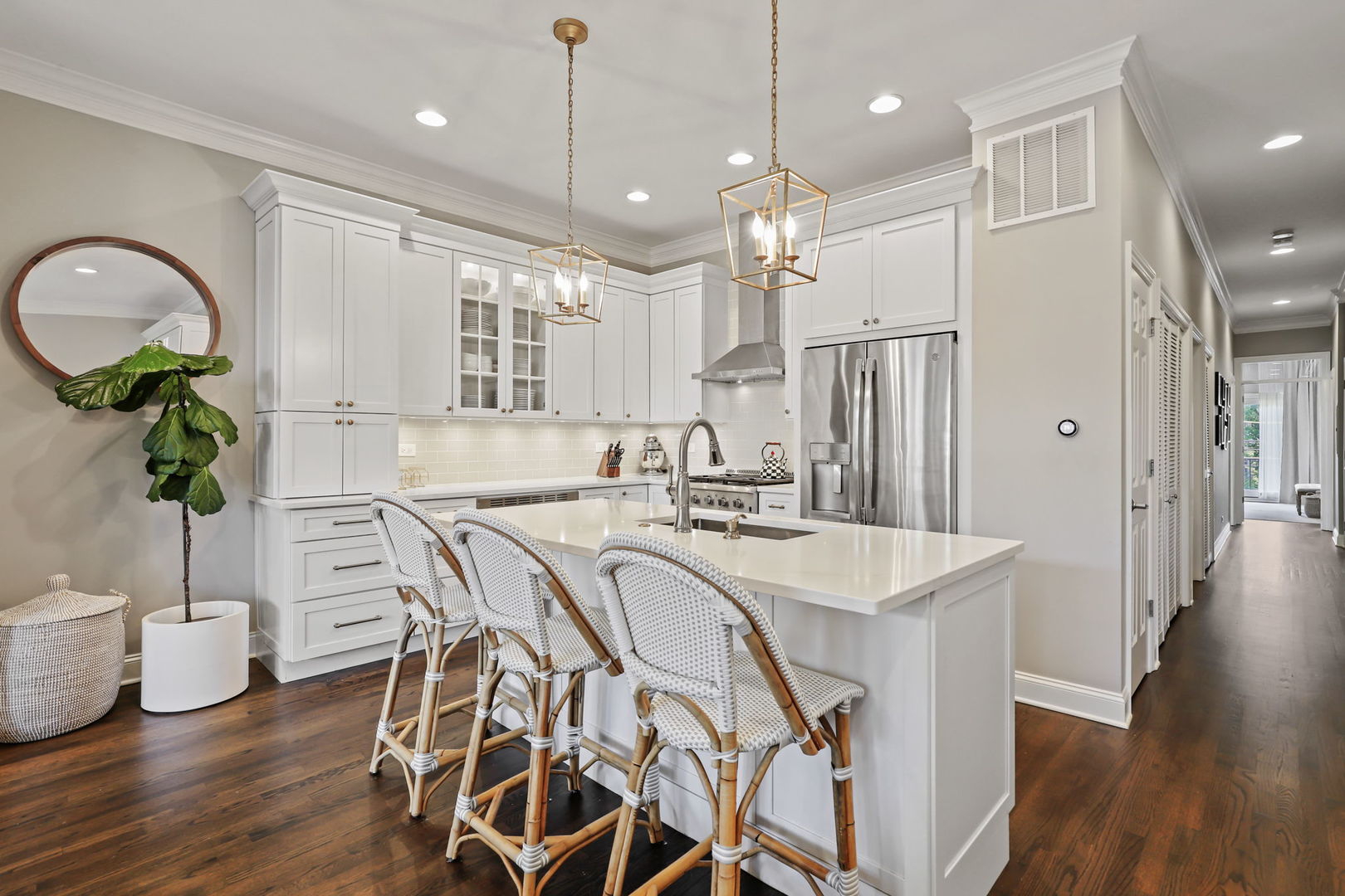 3450 N Southport Avenue Unit: 1