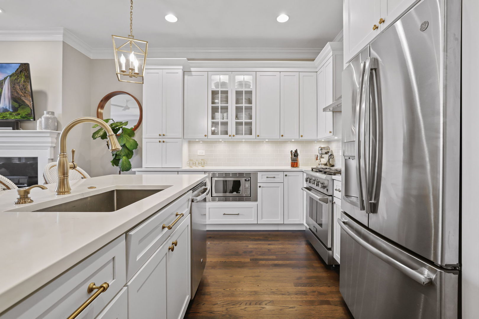 3450 N Southport Avenue Unit: 1