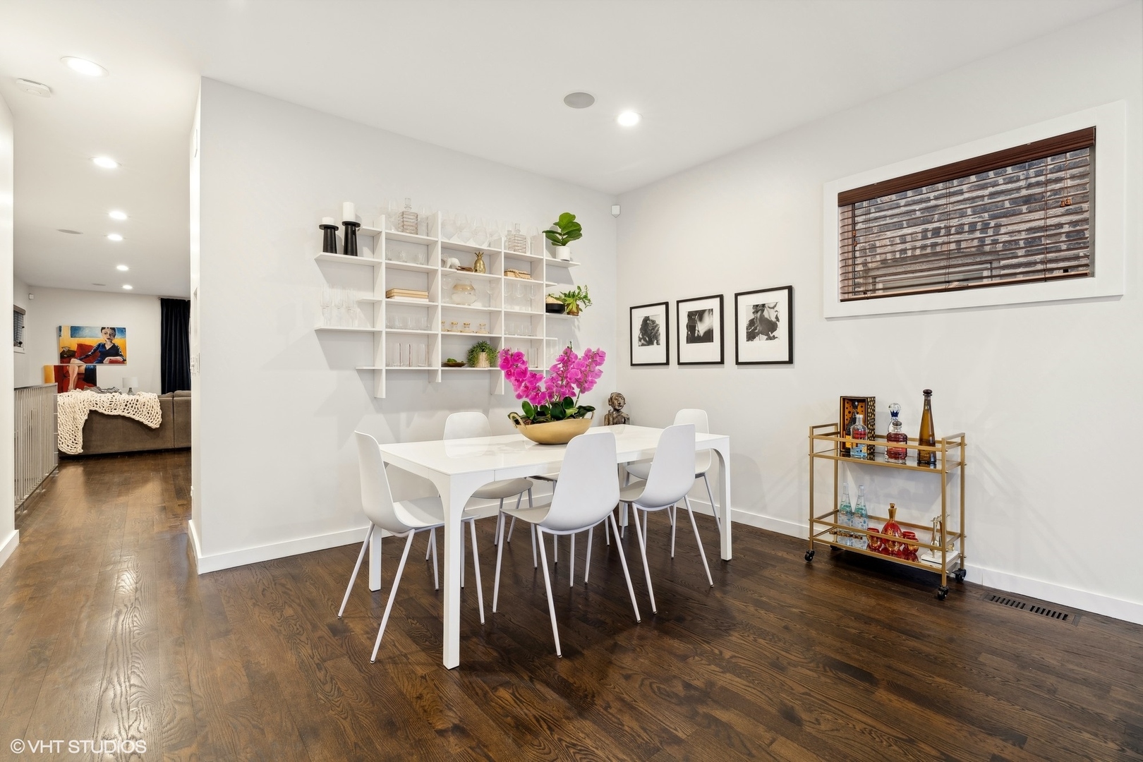 937 N Honore Street Unit: 1