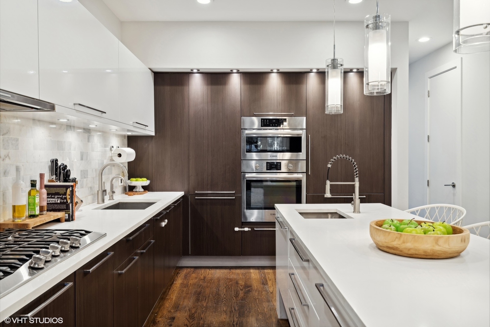 937 N Honore Street Unit: 1