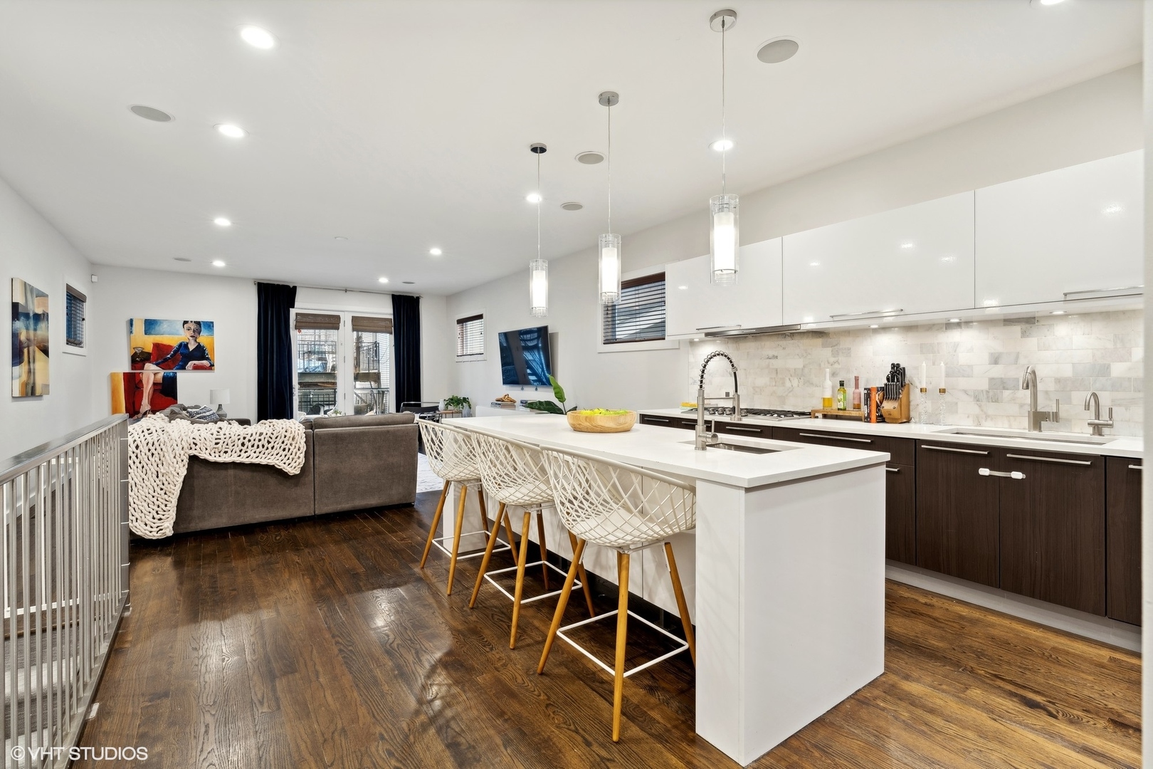 937 N Honore Street Unit: 1
