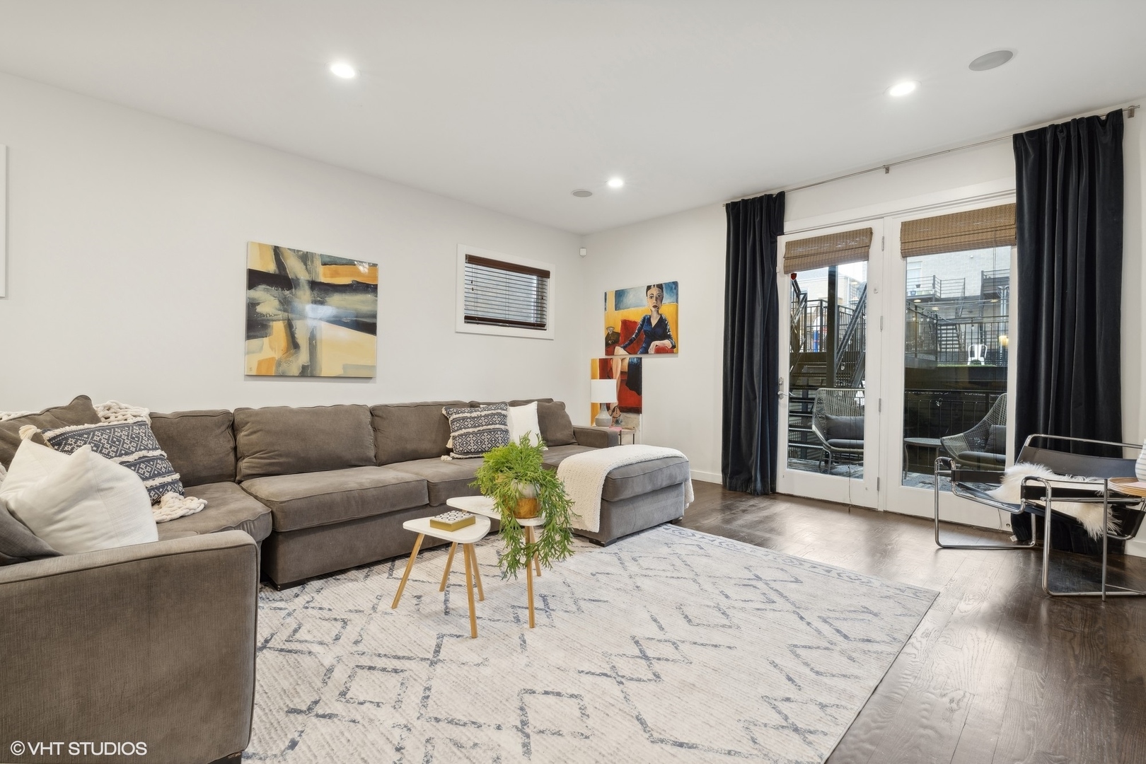 937 N Honore Street Unit: 1