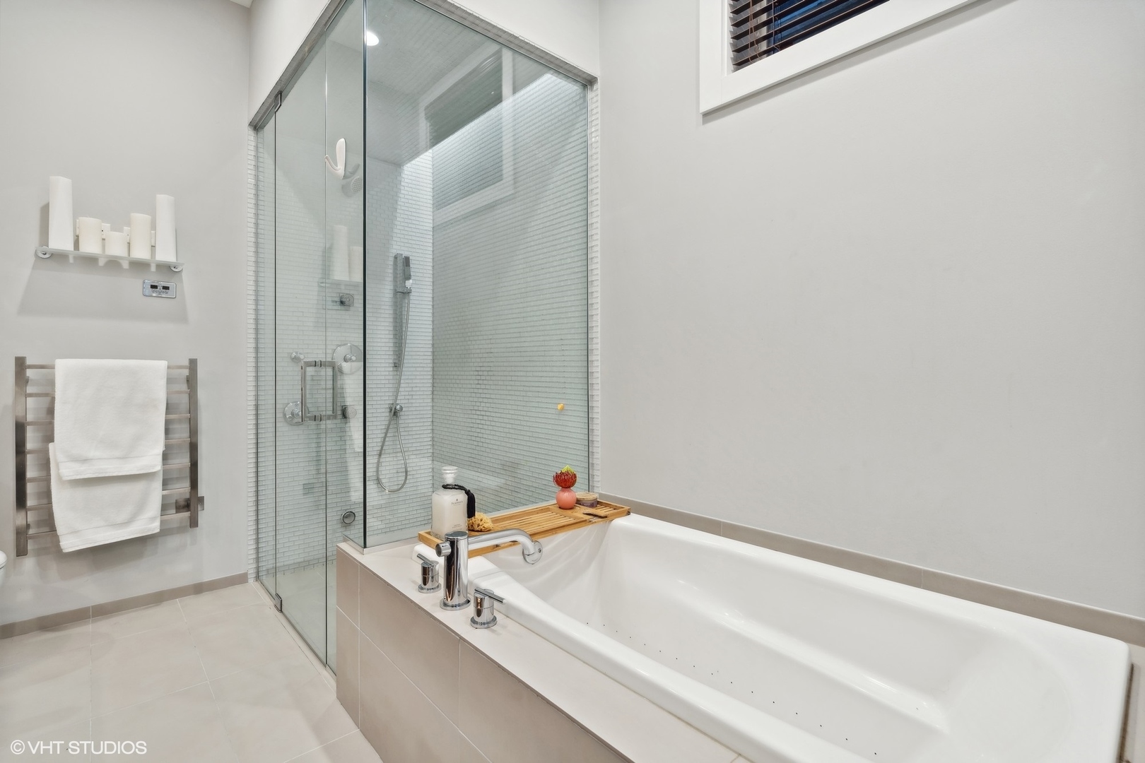 937 N Honore Street Unit: 1