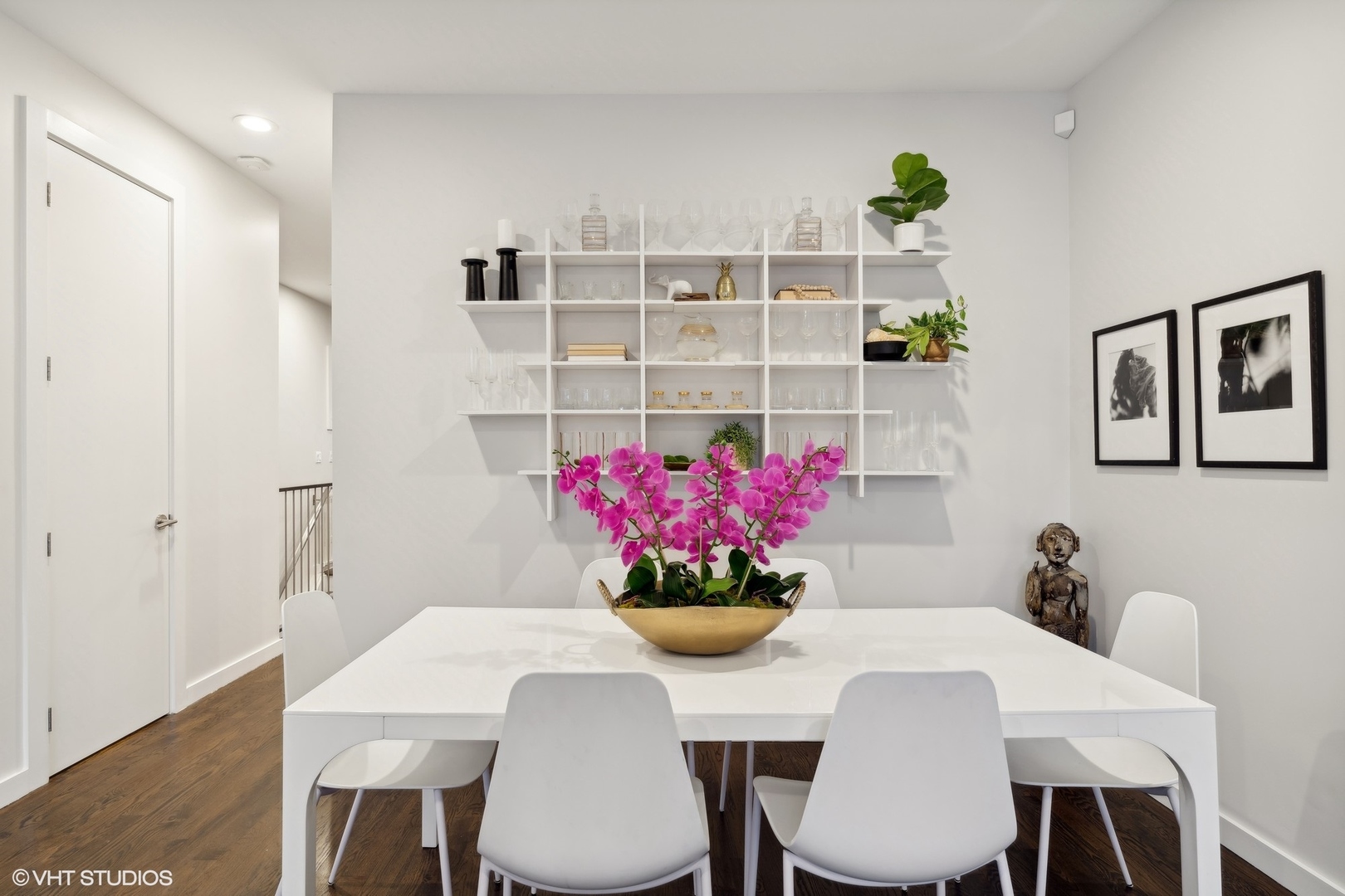 937 N Honore Street Unit: 1