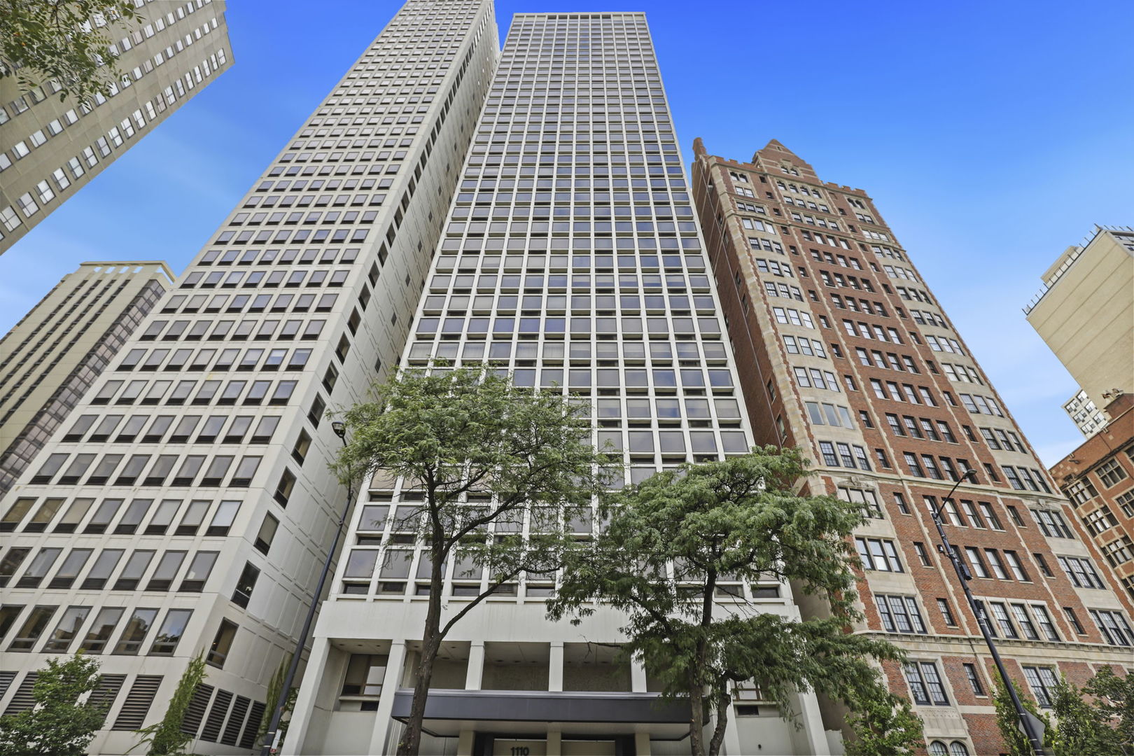 1110 N Lake Shore Drive Unit: 26N