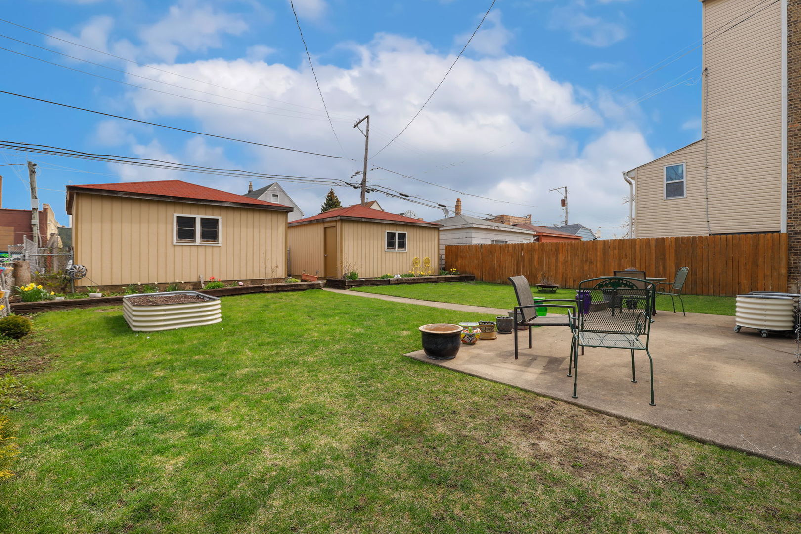 4461 N Keokuk Avenue