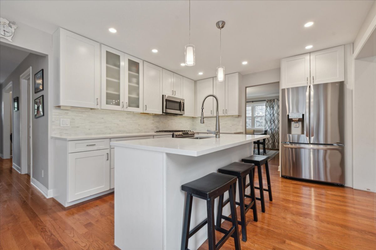 1034 Devonshire Court