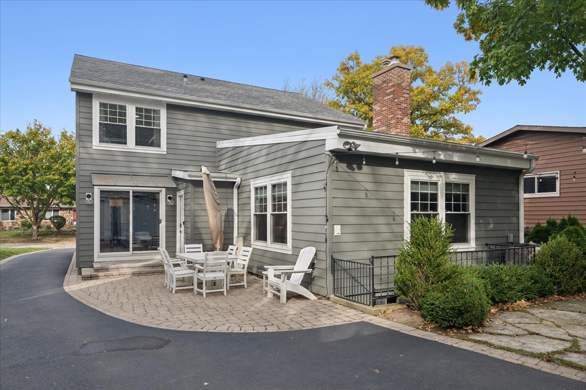 1034 Devonshire Court