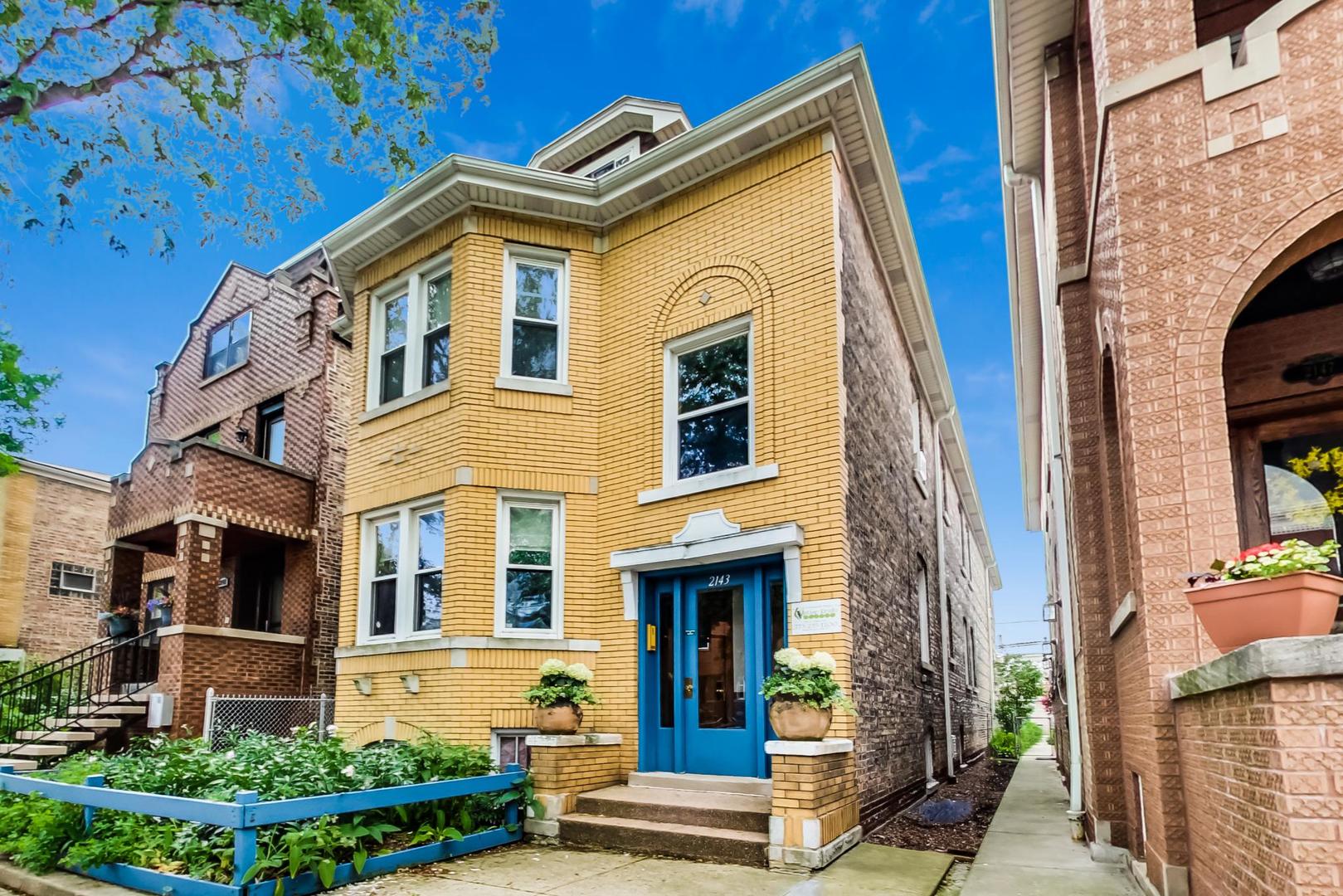 2143 W Superior Street