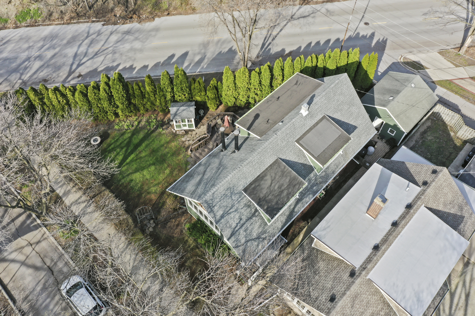 3751 N Harding Avenue