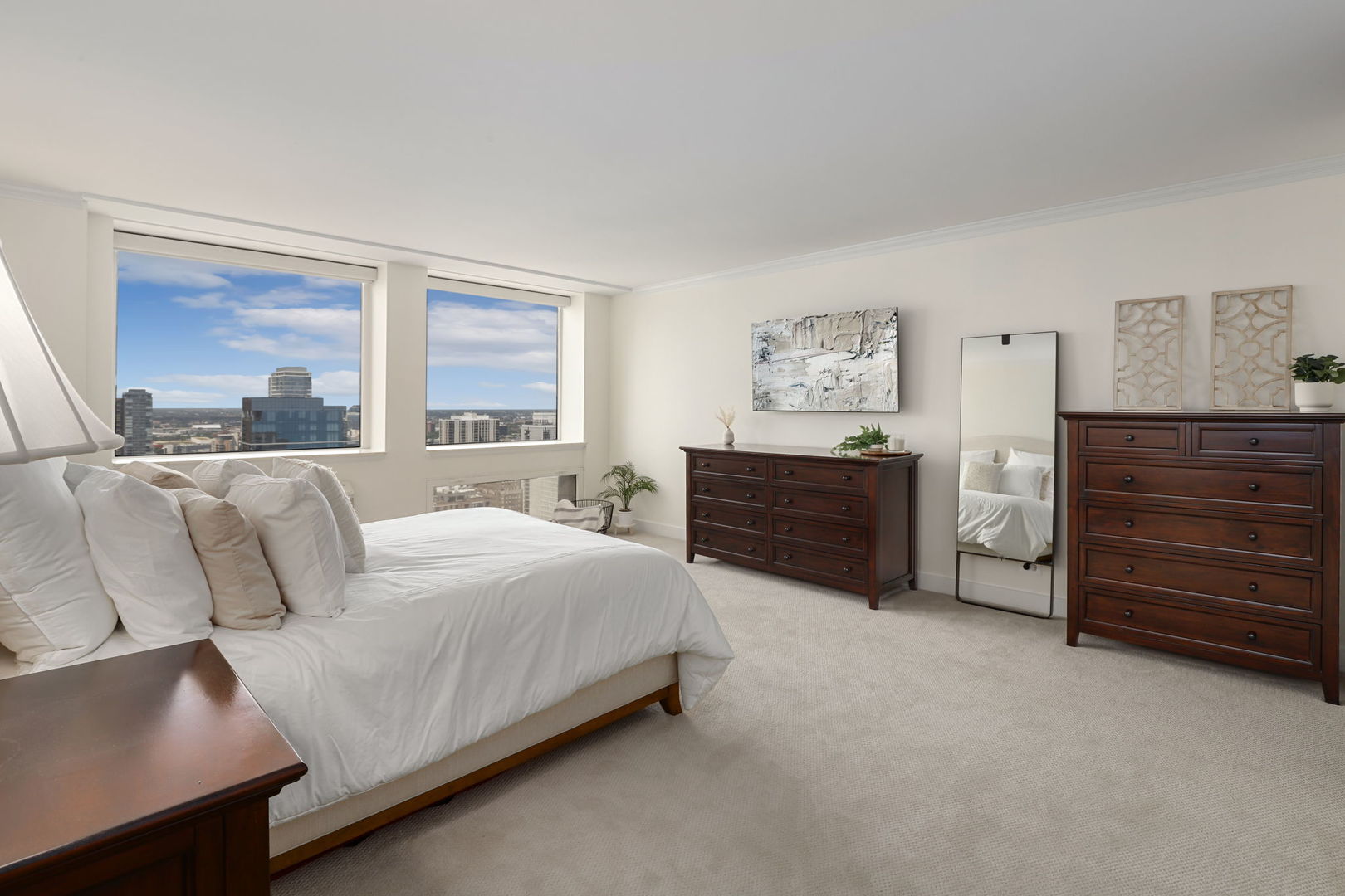 1110 N Lake Shore Drive Unit: 32N