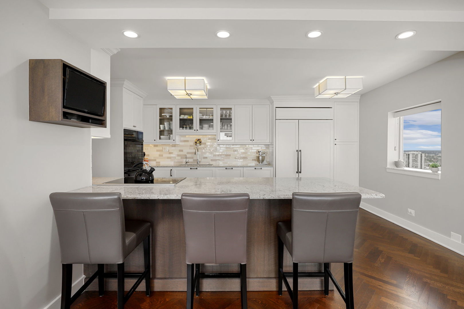 1110 N Lake Shore Drive Unit: 32N