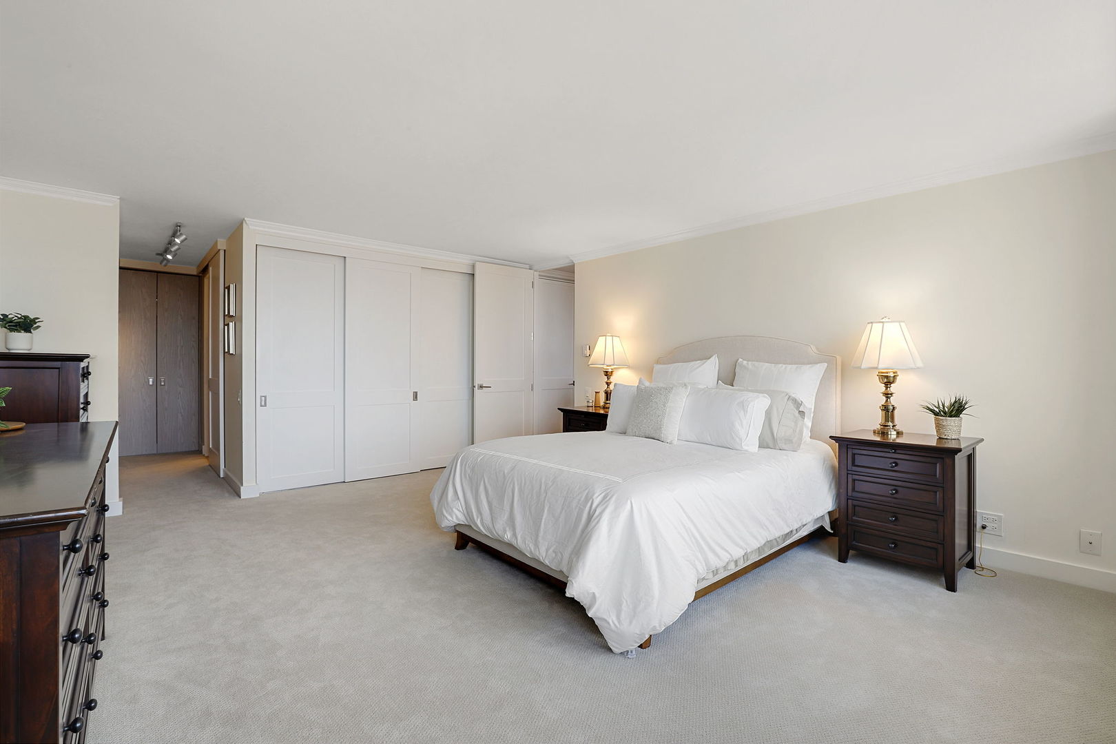 1110 N Lake Shore Drive Unit: 32N