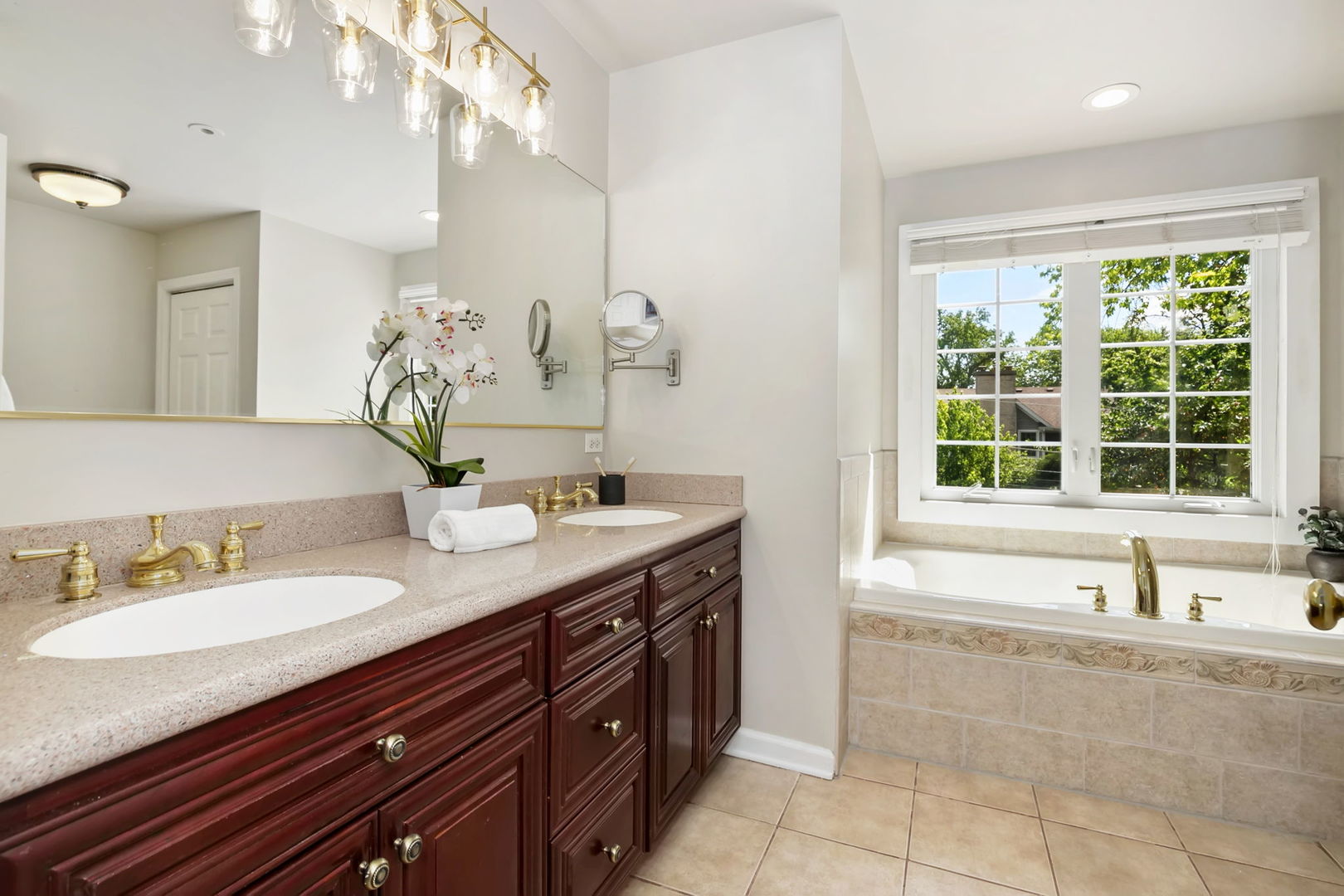 1173 Greenbriar Lane
