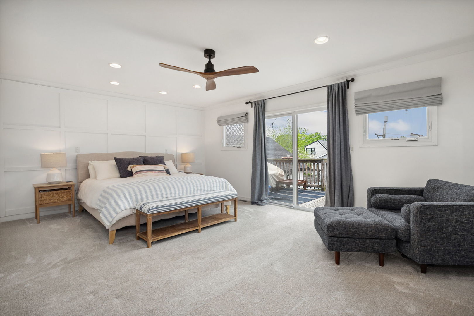 3316 N Leavitt Street Unit: 2