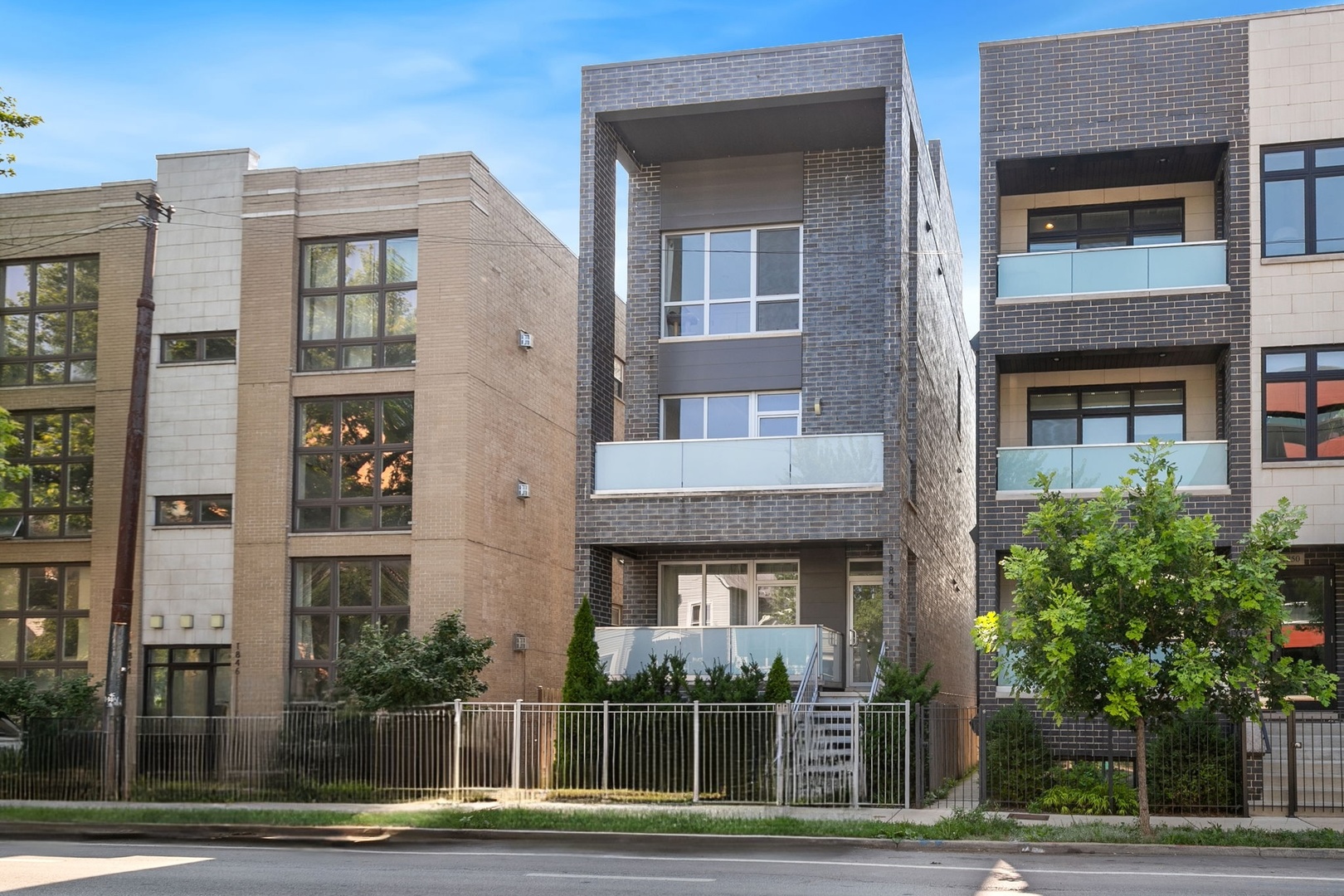1848 N California Avenue Unit: 1