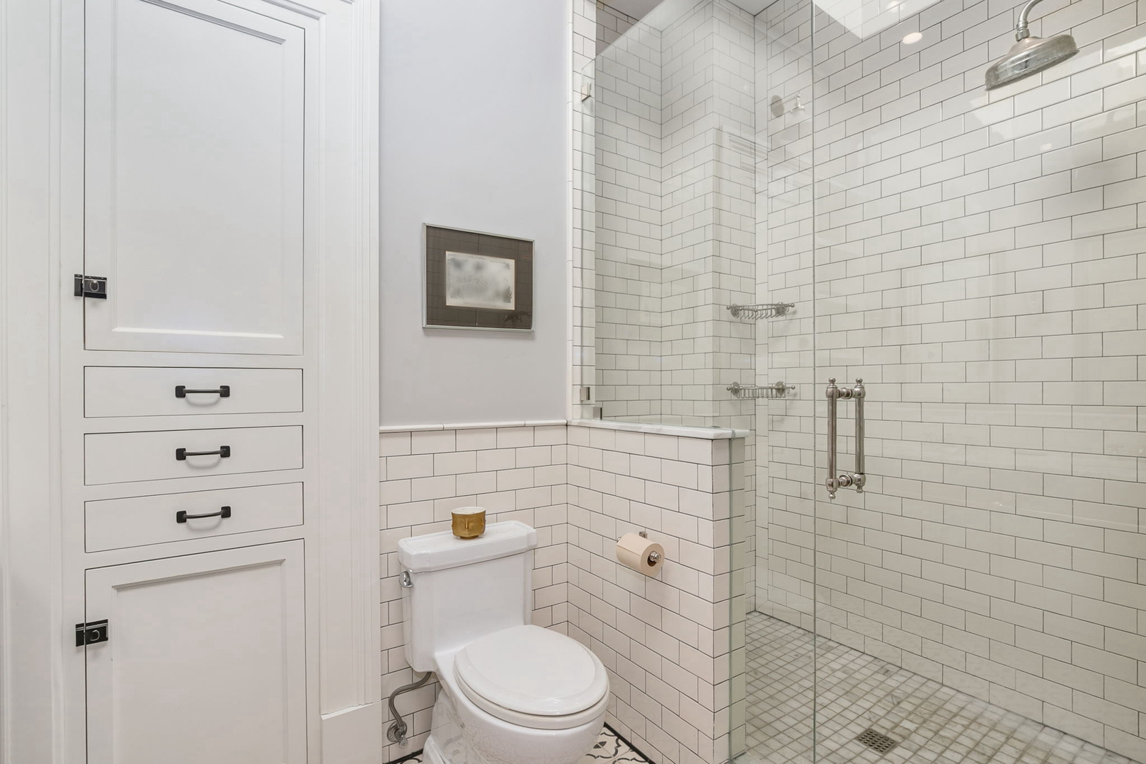 437 W Webster Avenue