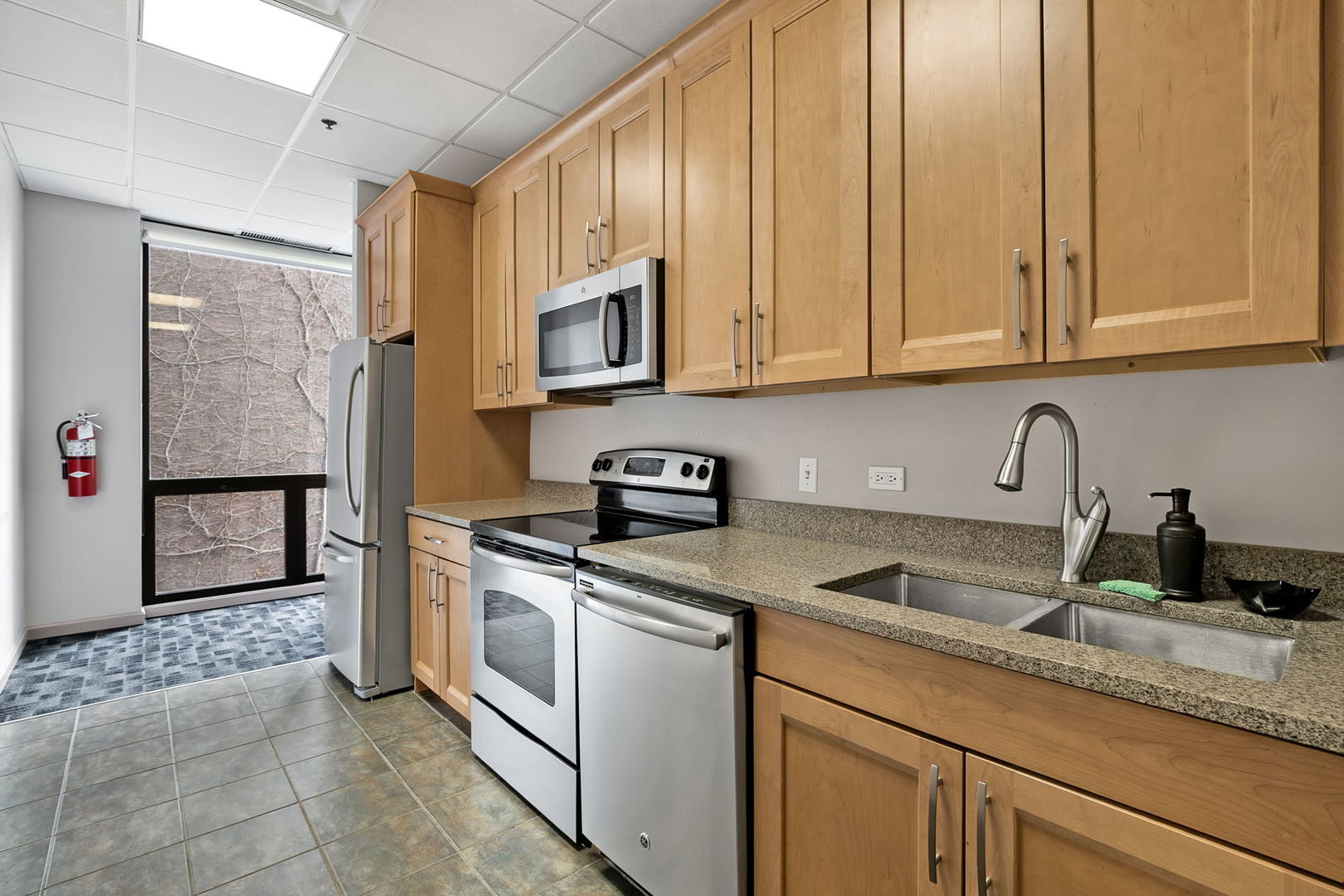 70 W Huron Street Unit: 1907